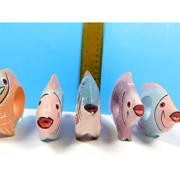 Fish Napkin Rings Set of 5 Wood Hand Painted Carved Ocean Decor - Picture 6 of 7